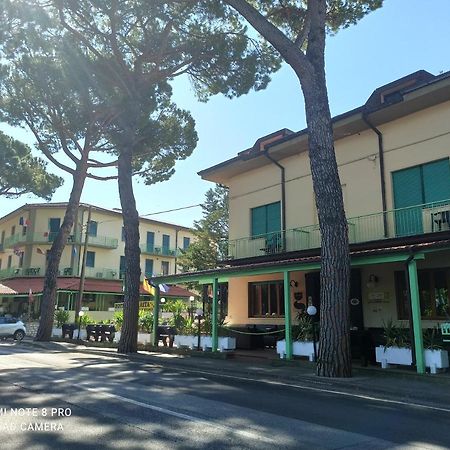 Hotel Dependance Montecatini Terme Exterior foto